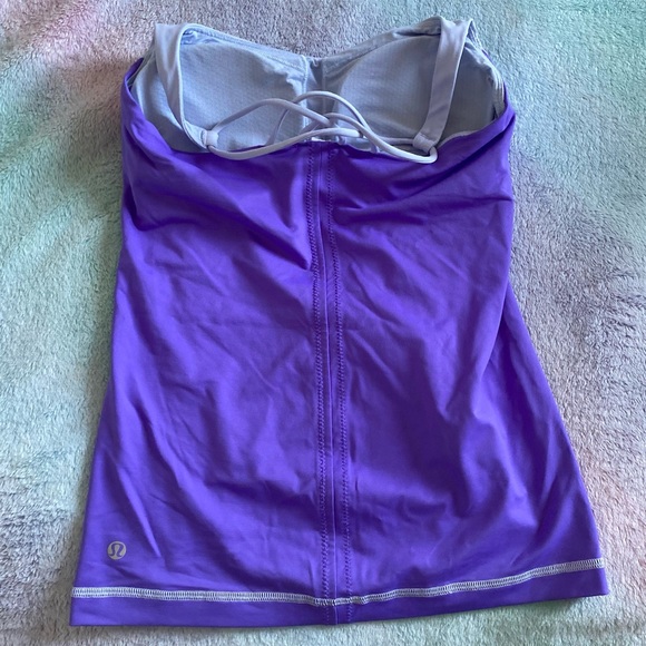💜LULULEMON💜 Tank top in size 6. Like new condition. - Picture 11 of 14